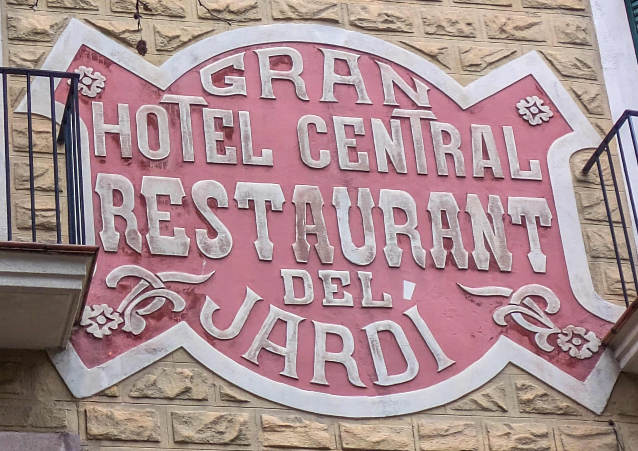 Gran Hotel Central Restaurant Del Jardí
