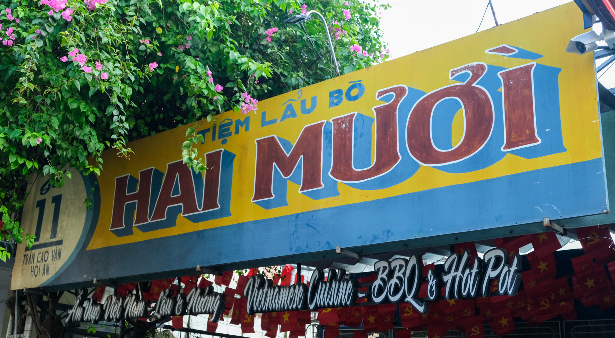 Tiệm Lẩu Bò Hai Mười
