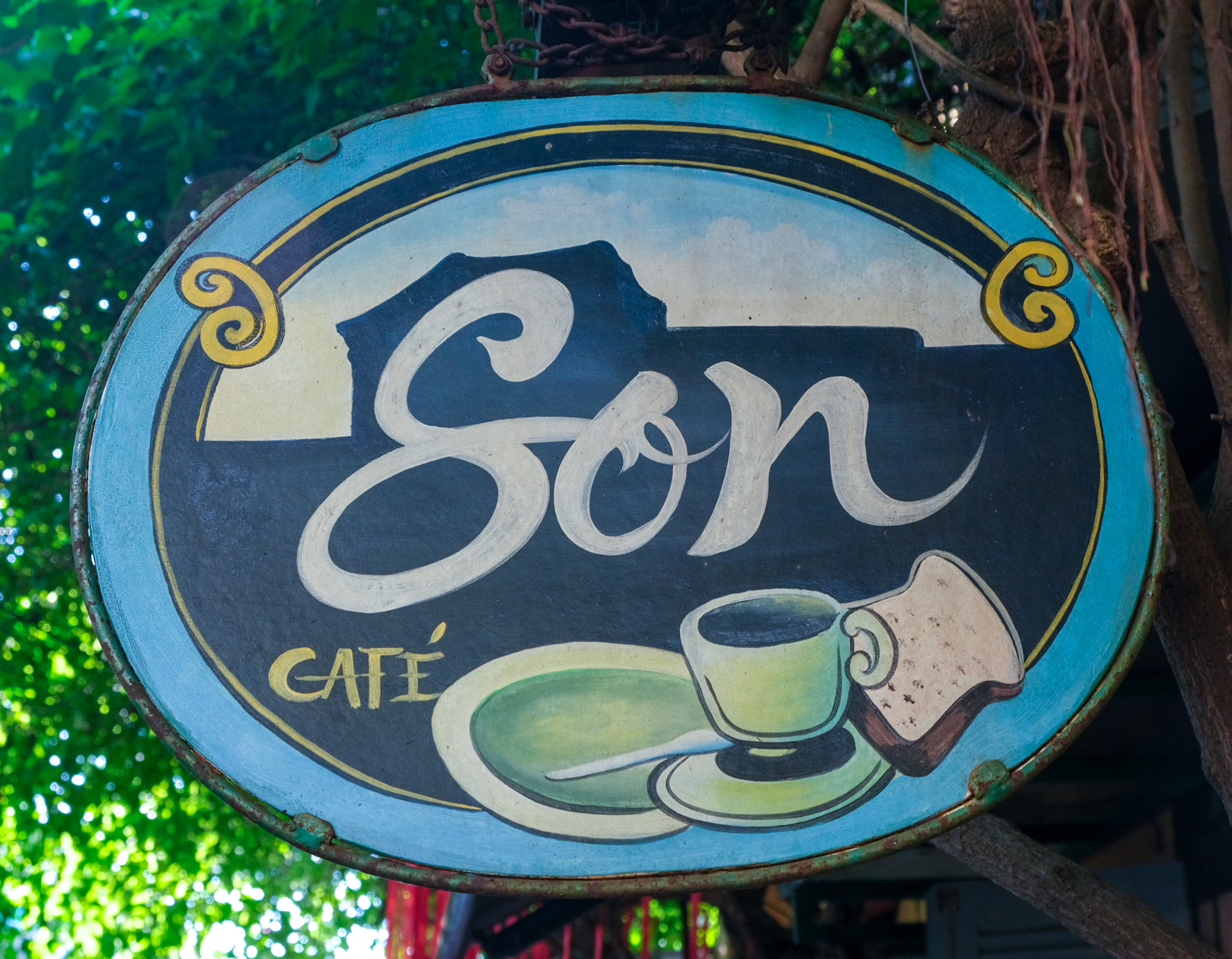 Sơn Café