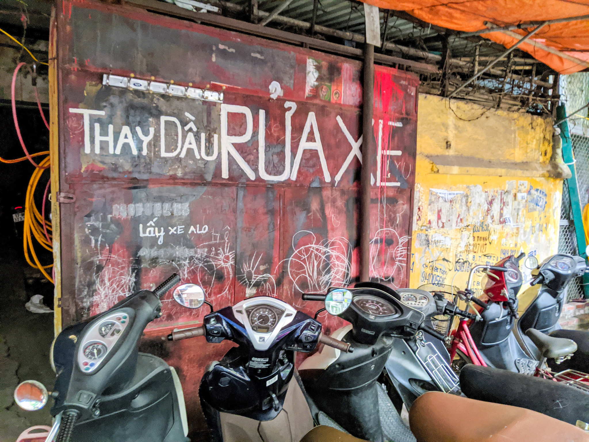 Thay Dầu, Rửa Xe