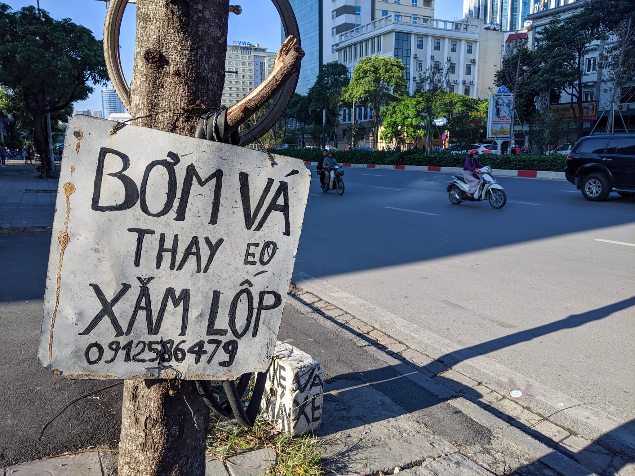 Bơm Vá Thay Eo Xăm Lốp