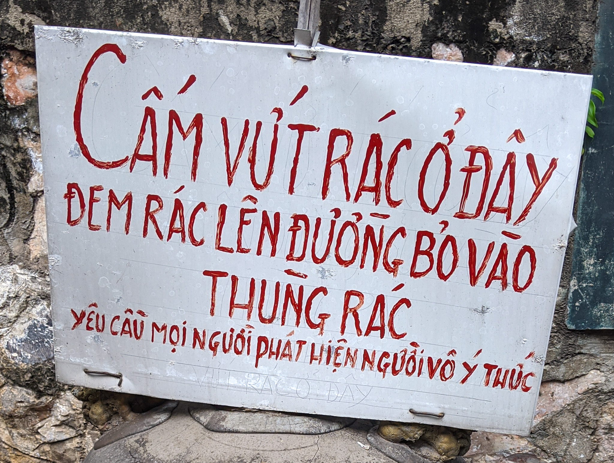 Cấm Vứt Rác Ở Đây